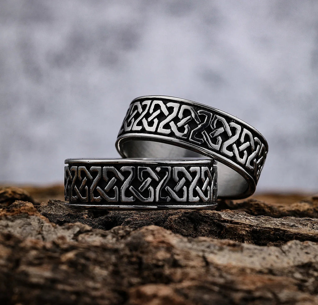 Classic Celtics Spiral Knot Nordic Ring