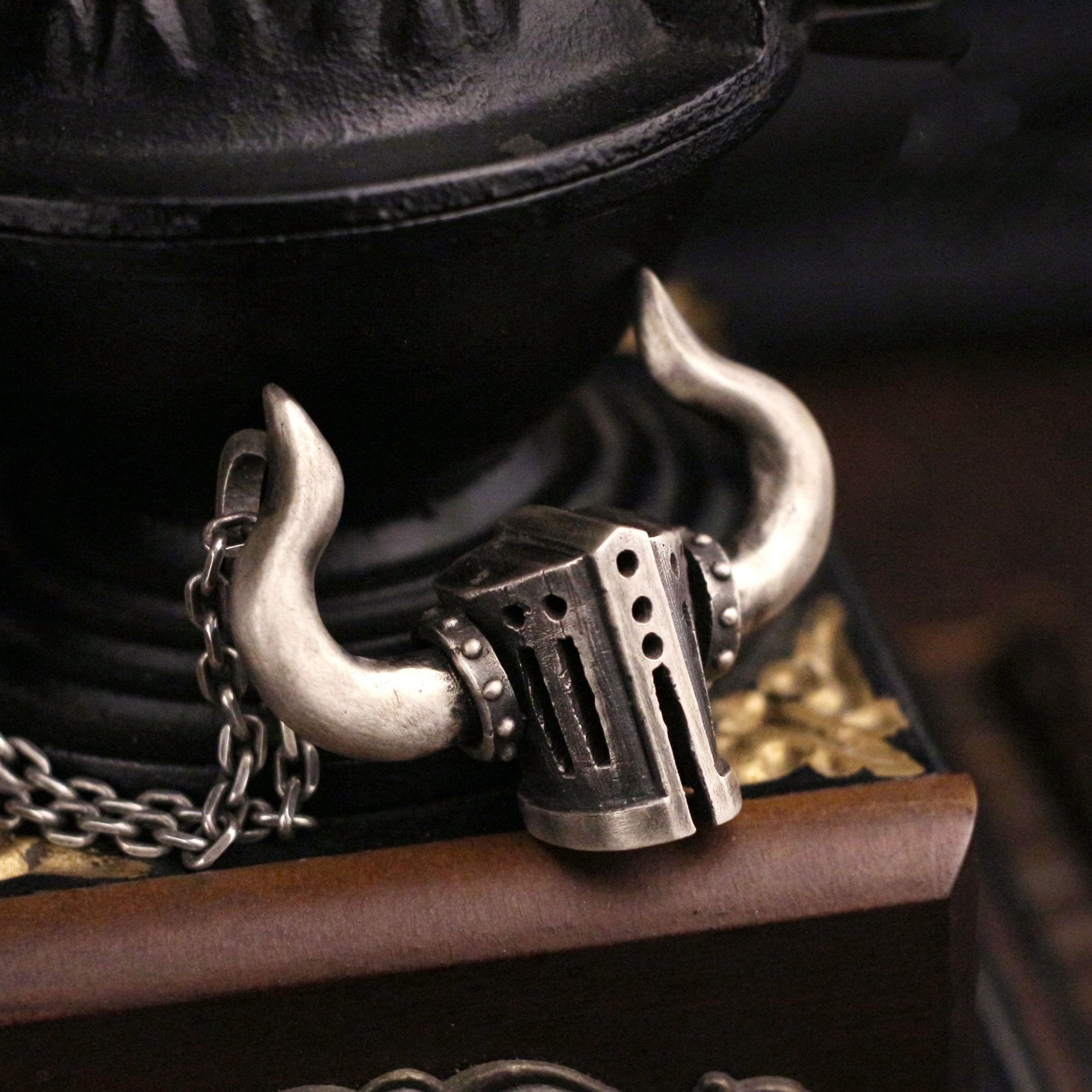 Retro Crusader Horned Heavy Helmet Necklace