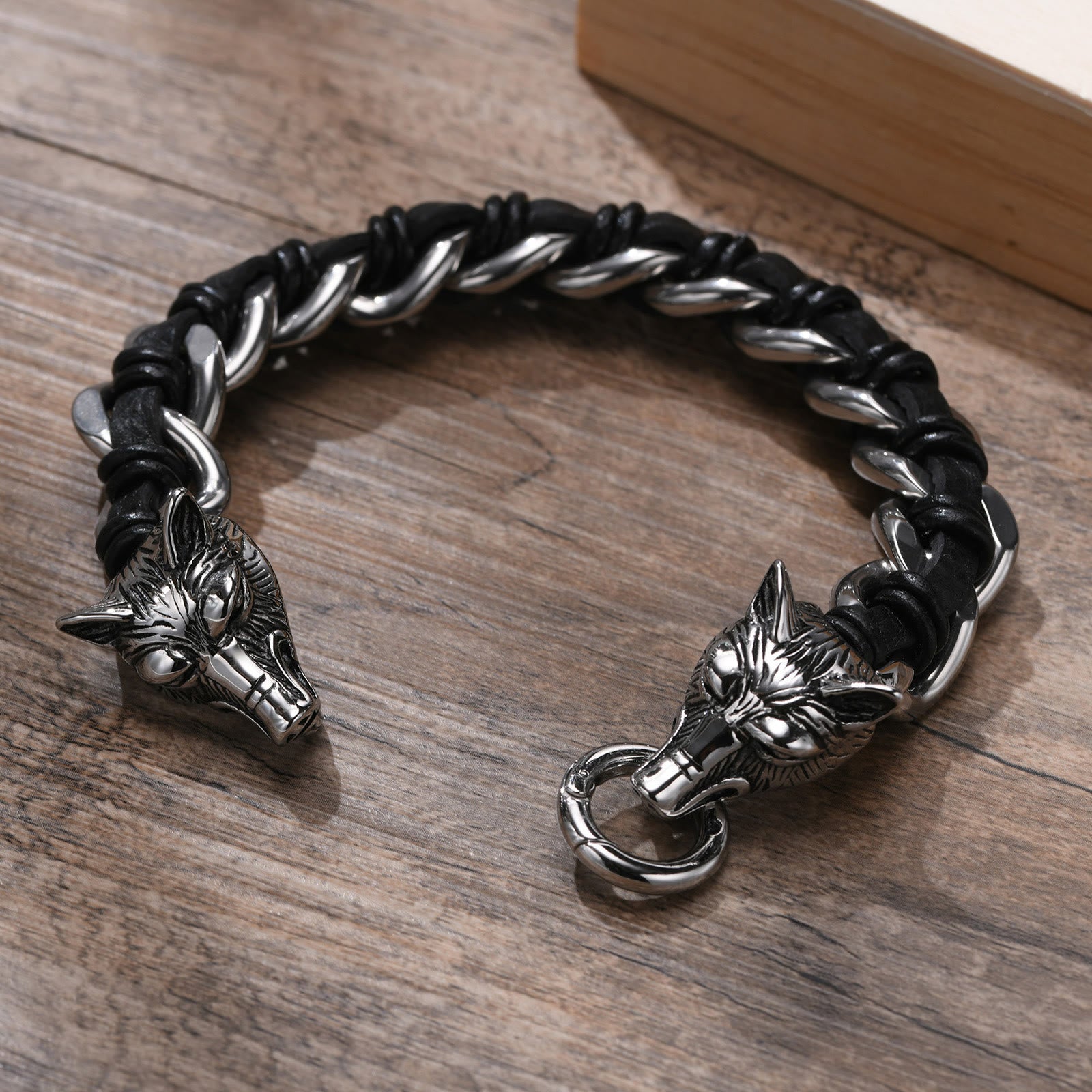 Wolves Head Interwoven Leather Chain Bracelet