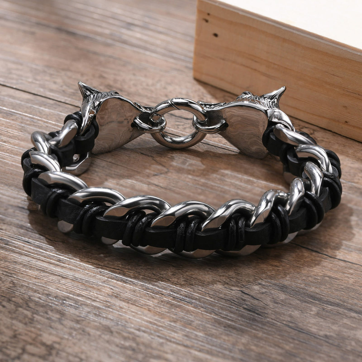 Wolves Head Interwoven Leather Chain Bracelet