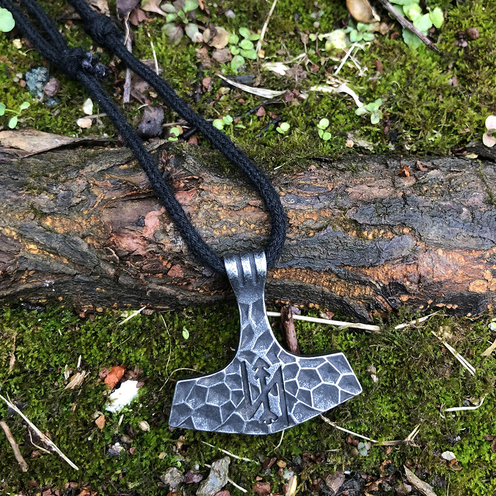 Old Jarl Mjolnir Rune Rope Necklace