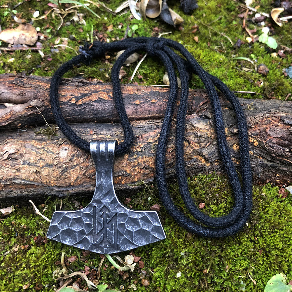 Old Jarl Mjolnir Rune Rope Necklace
