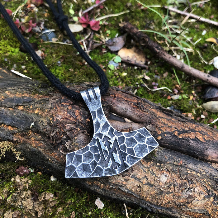 Old Jarl Mjolnir Rune Rope Necklace