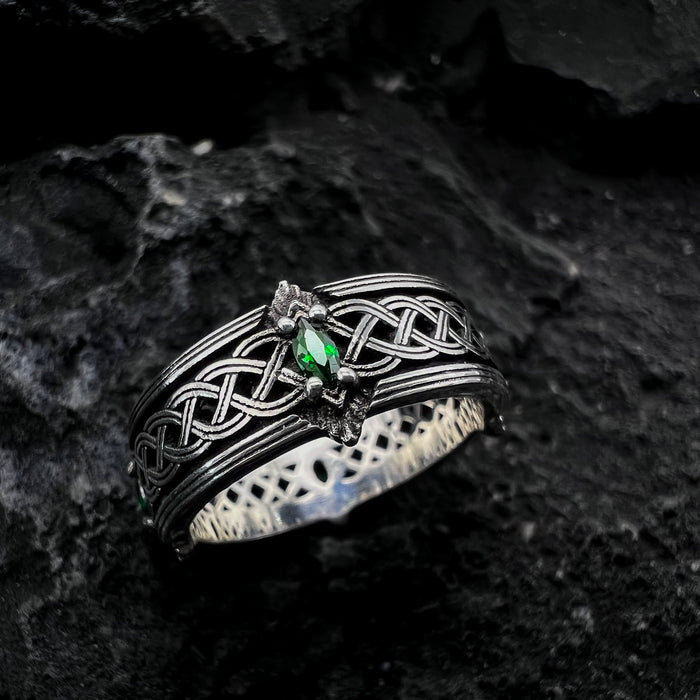 Handcrafted 925 Silver Green Gemstone Celtic Ring