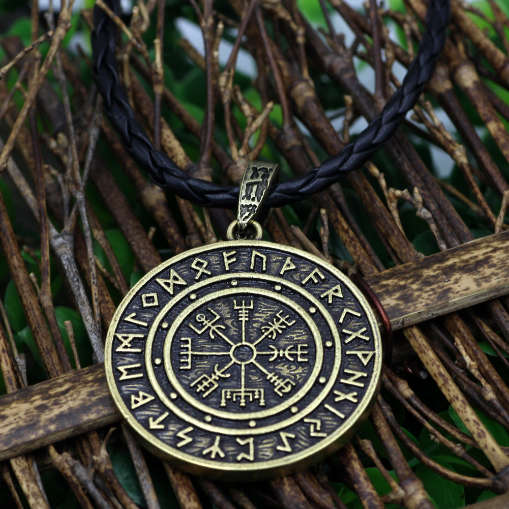 Vegvisir Rune Round Necklace