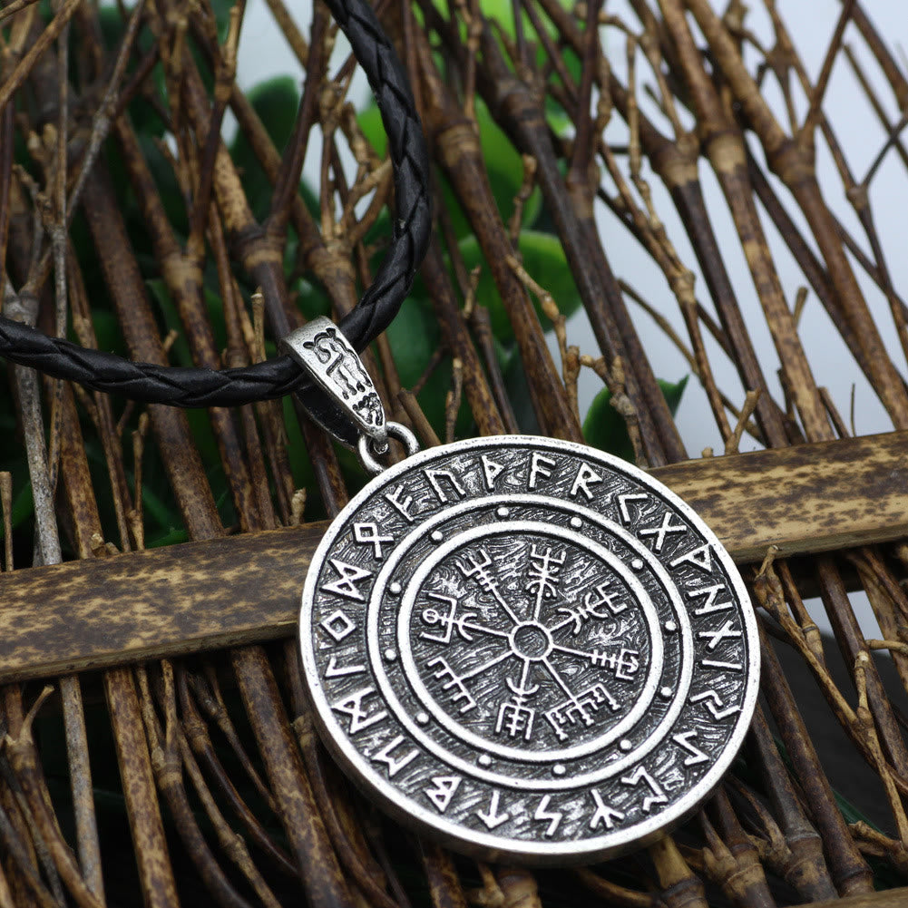 Vegvisir Rune Round Necklace