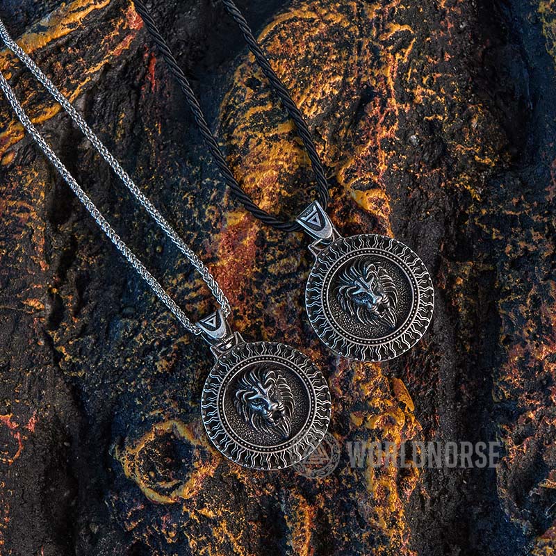 Solar Frost Lion Head Necklace