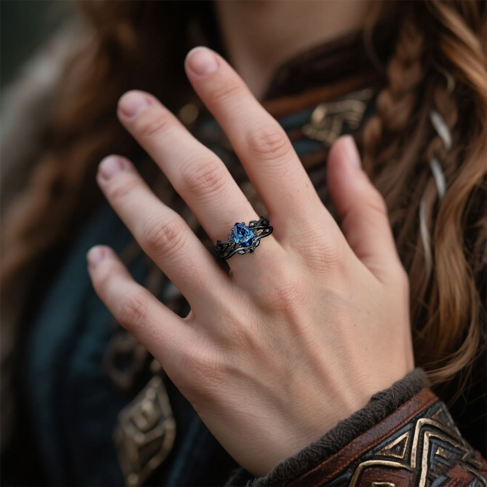 Drop Of Yggdrasil Two Piece Ring Set