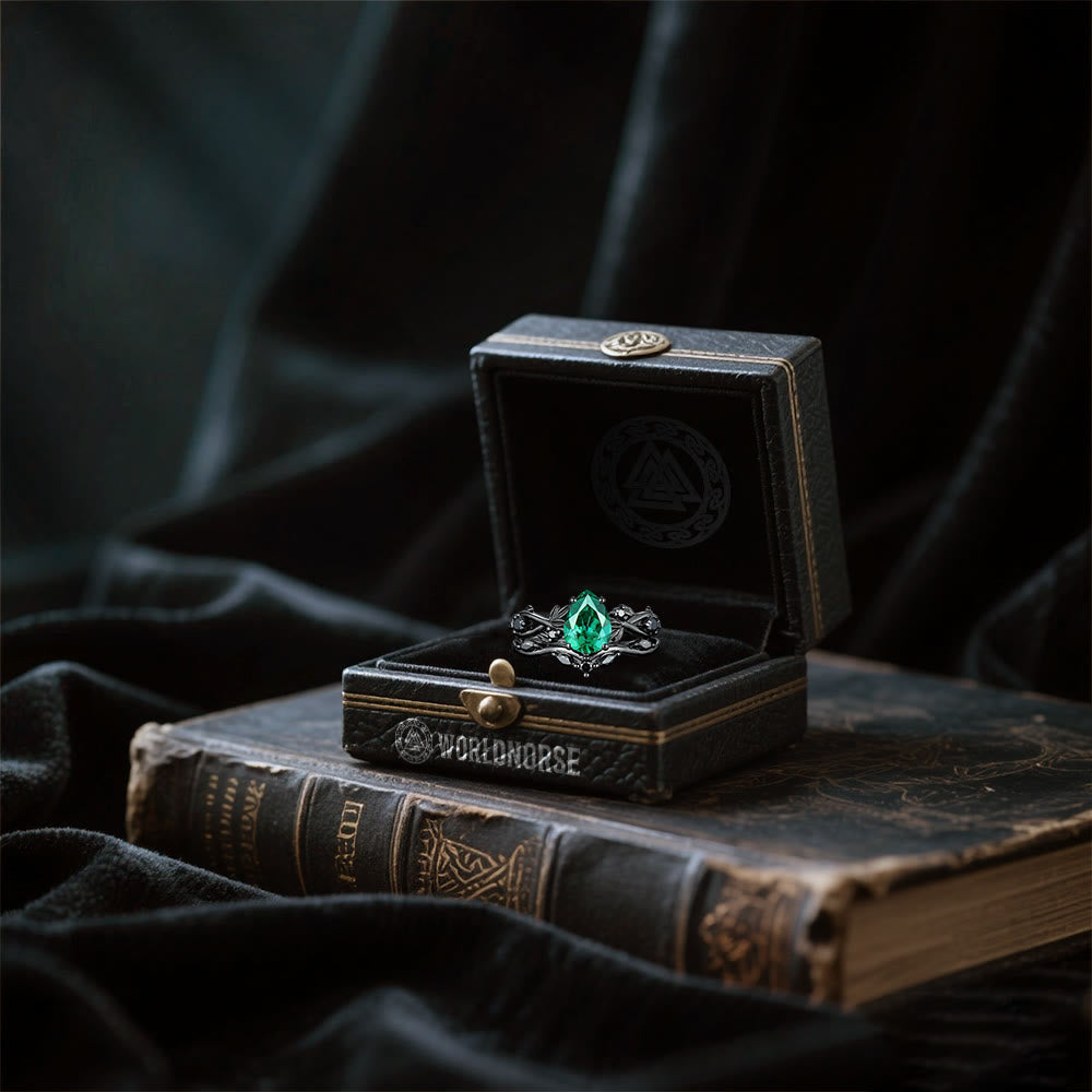 Drop Of Yggdrasil Two Piece Ring Set