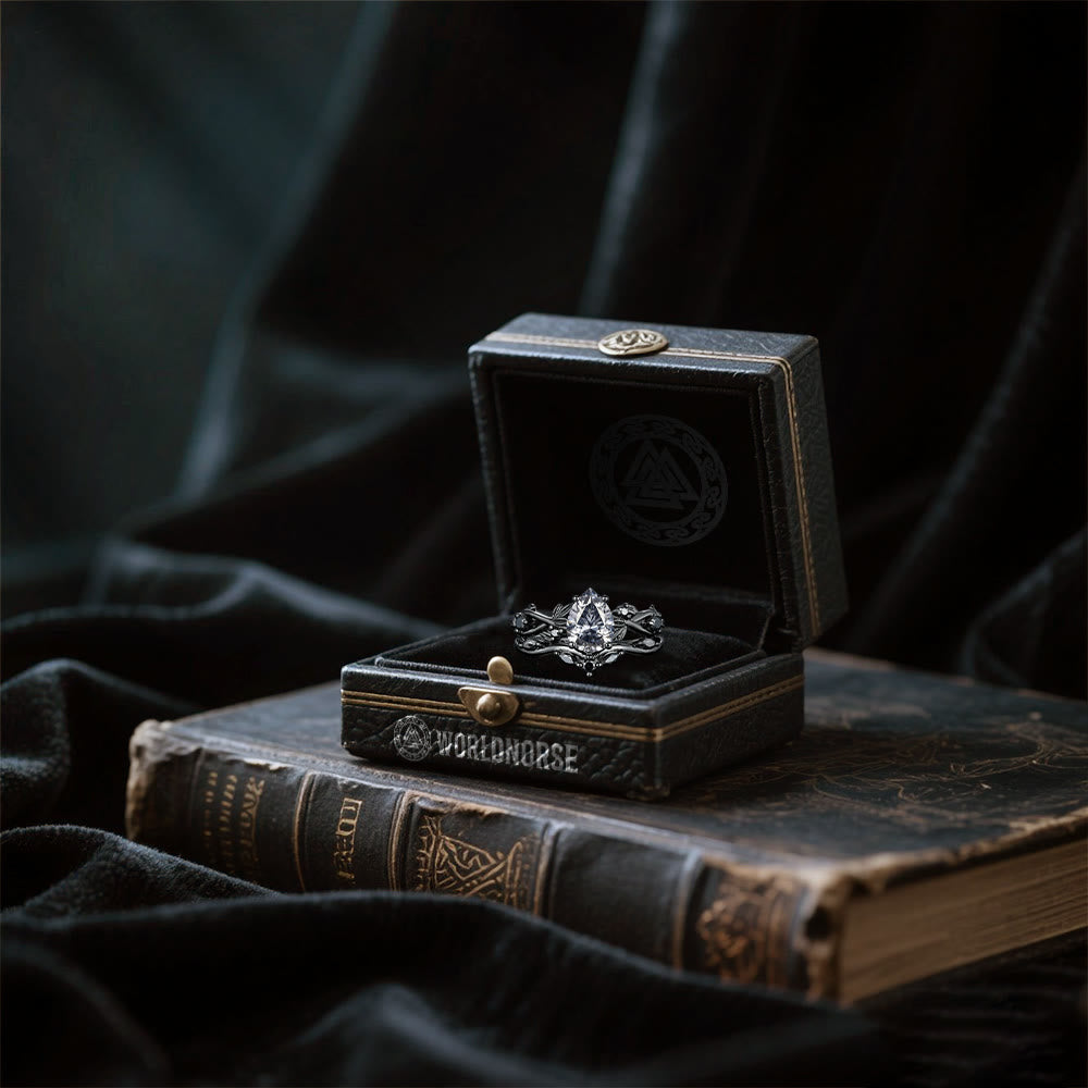 Drop Of Yggdrasil Two Piece Ring Set