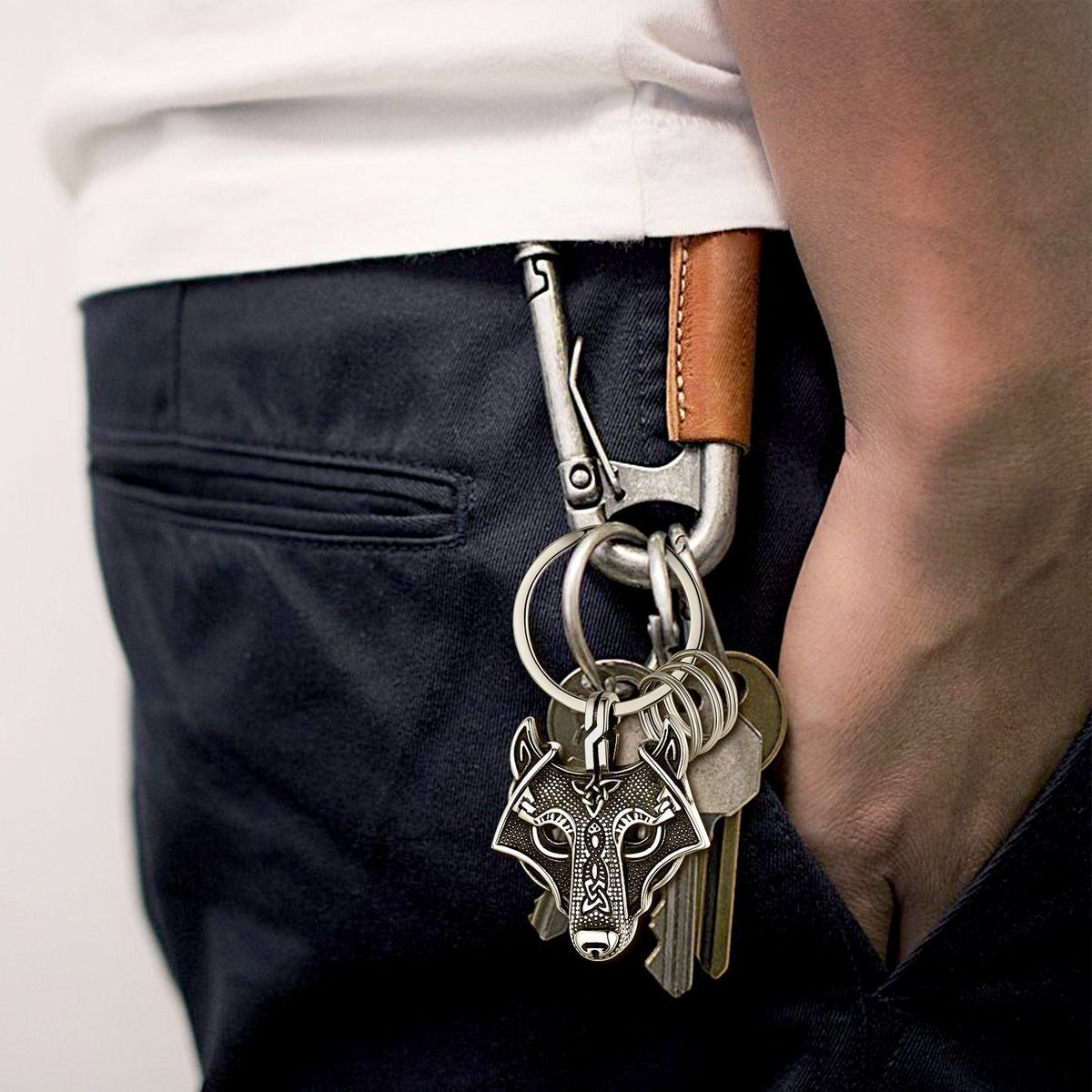 Viking Wolf Head Keychain Amulet for Men